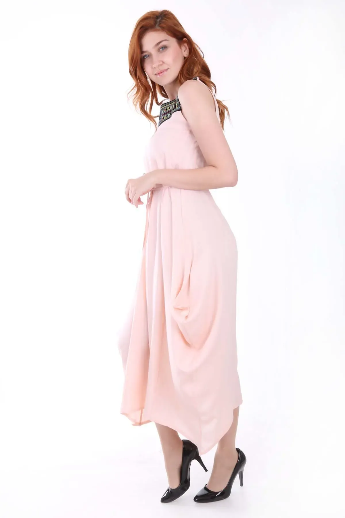 1512 Önü Nakışlı Elbise - Pudra