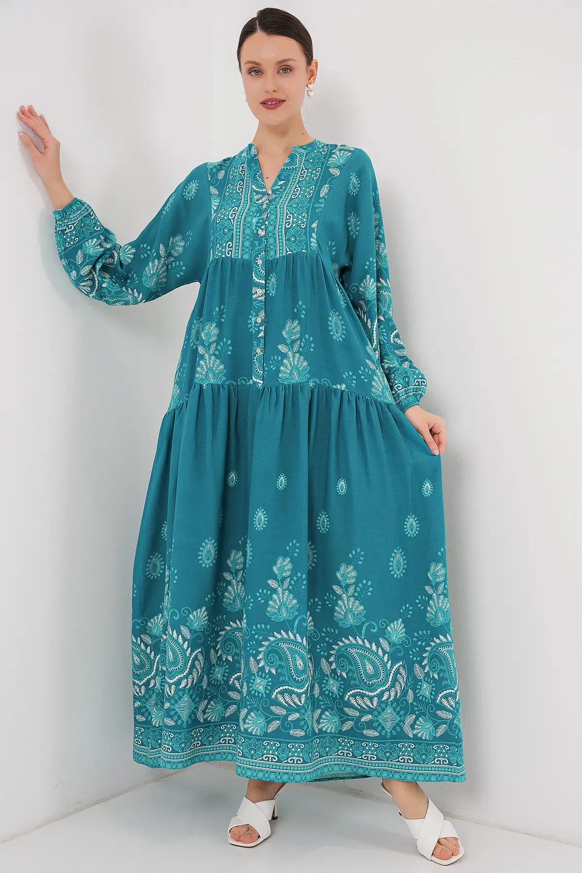 2423 Otantik Desenli Tesettür Elbise - B.Turkuaz