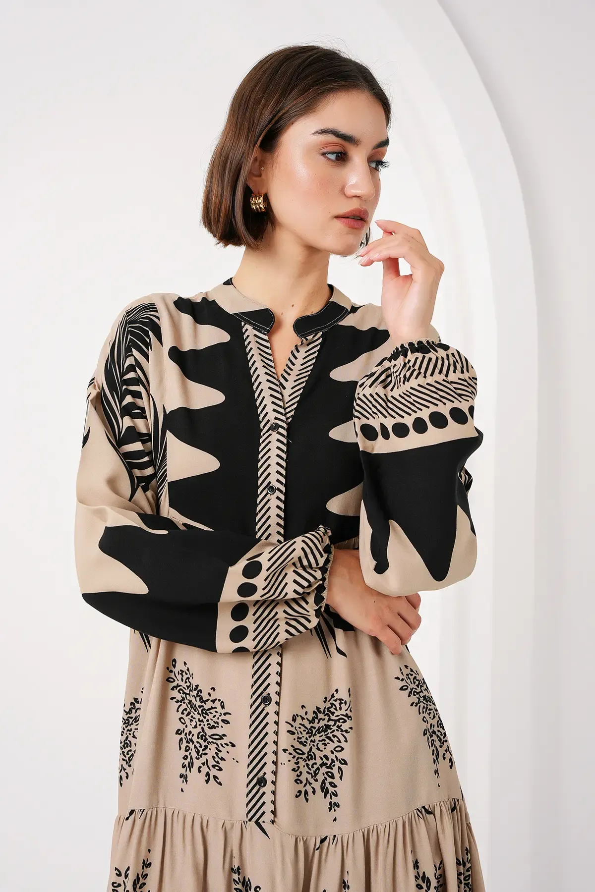 2423 Otantik Desenli Tesettür Elbise - C. Vizon