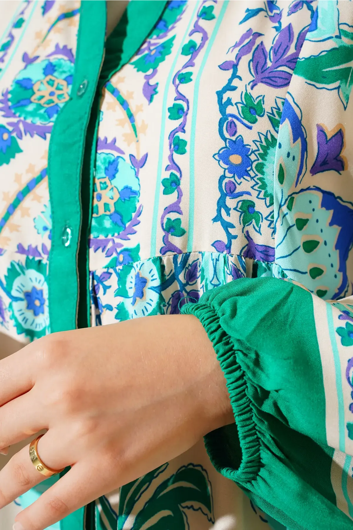 2423 Otantik Desenli Tesettür Elbise - M. Yeşil