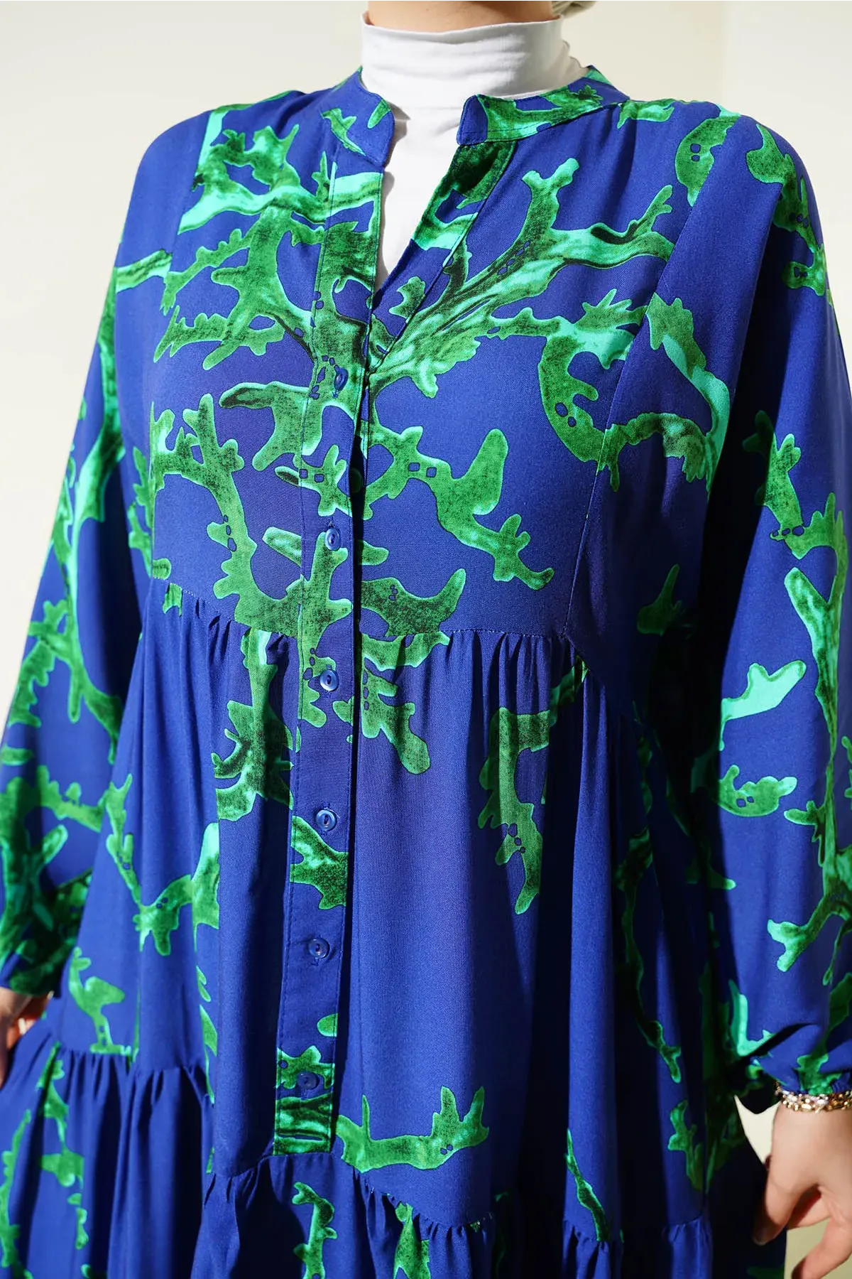 2423 Otantik Desenli Tesettür Elbise - T. Lacivert