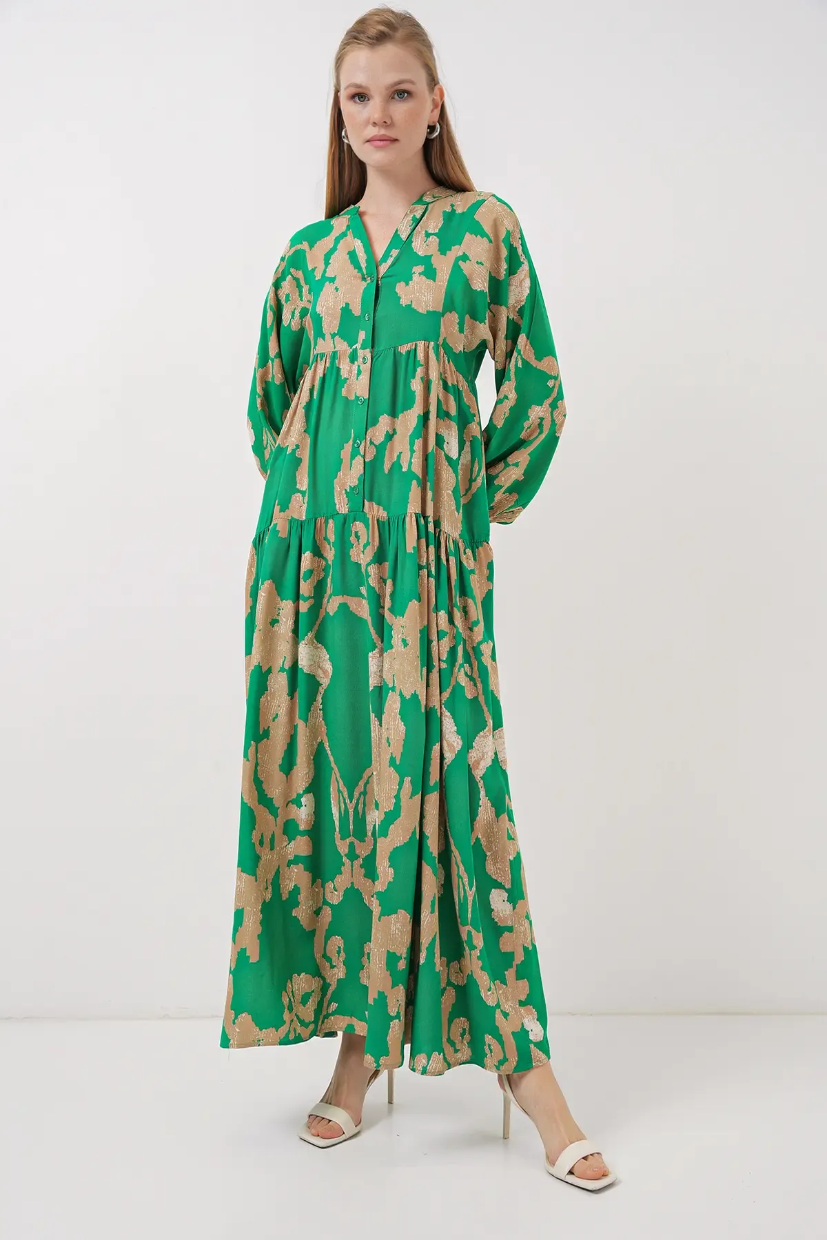 2423 Otantik Desenli Tesettür Elbise - Zümrüt Yeşili