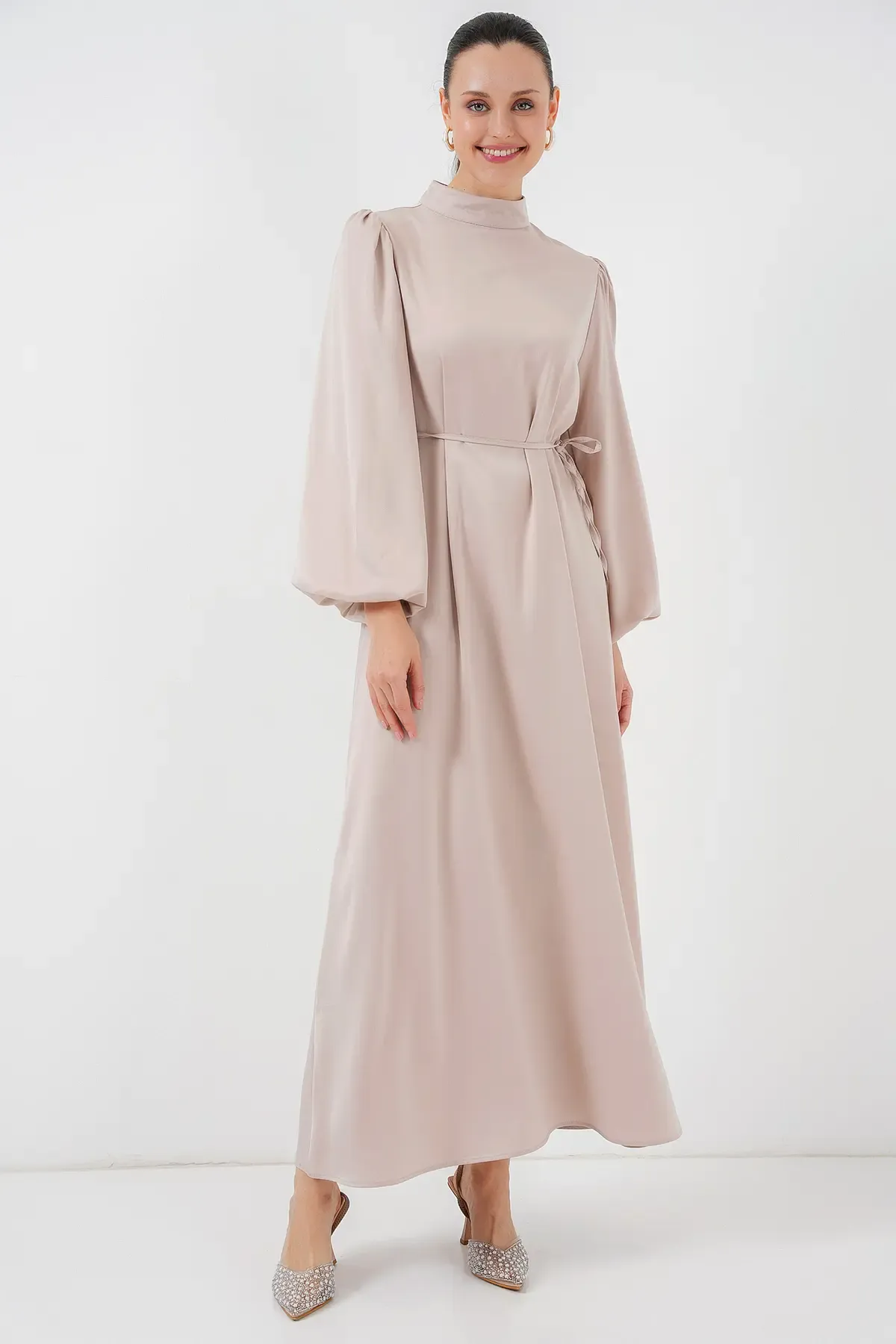 2510 Saten Tesettür Abiye Elbise - M. Krem