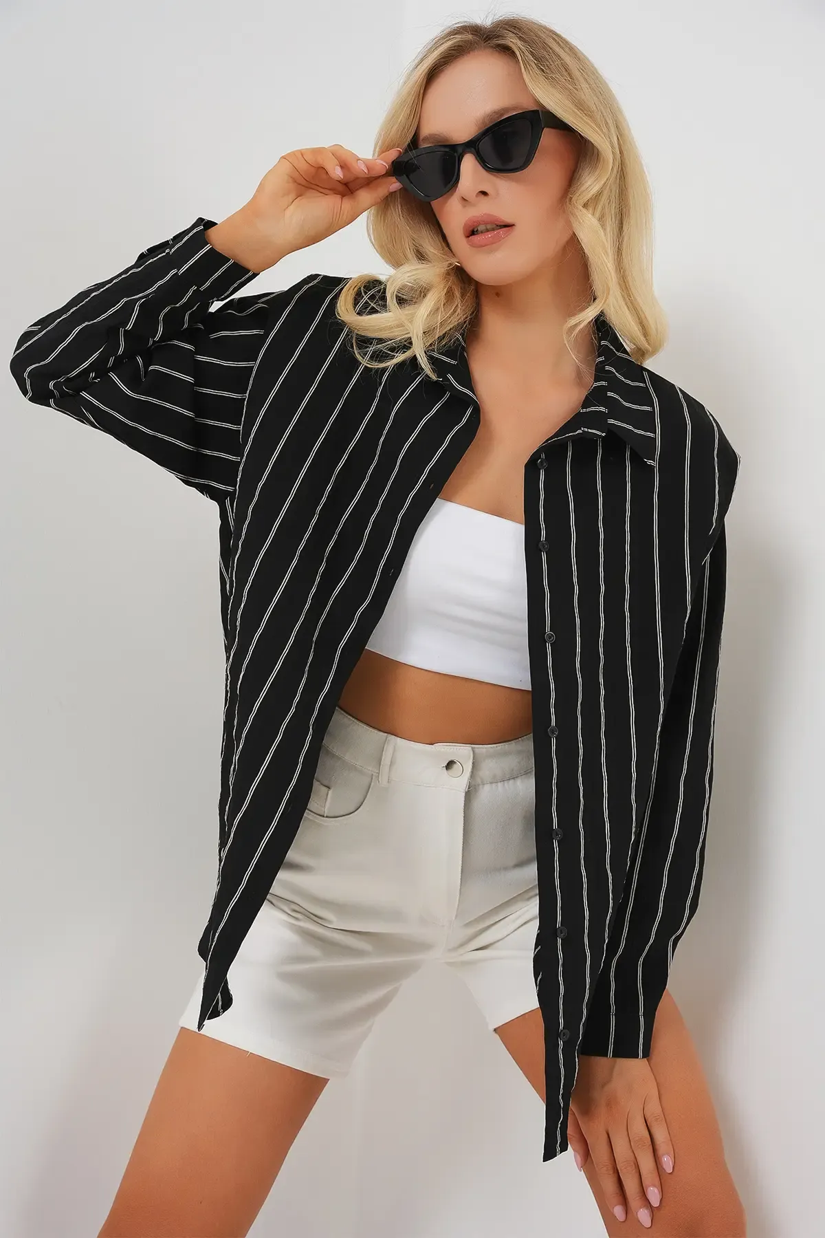 3900 Oversize Uzun Basic Gömlek - C. Siyah