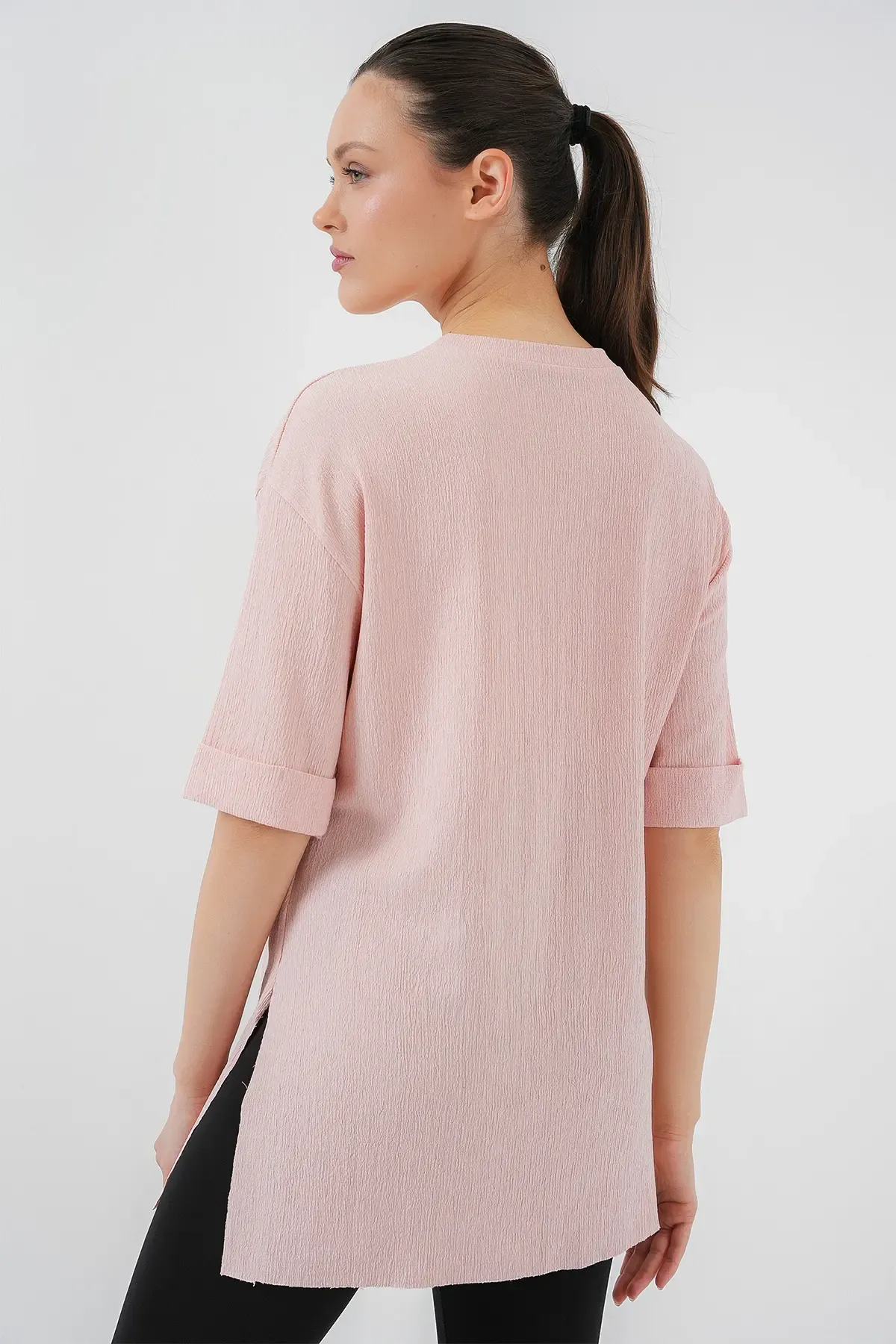 4332 Yanı Yırtmaçlı Örme Tişört - Pudra