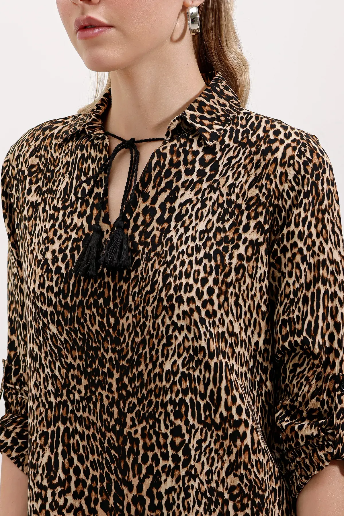 5613 Yaka Bağcıklı Çizgili Tunik - A.Kahve