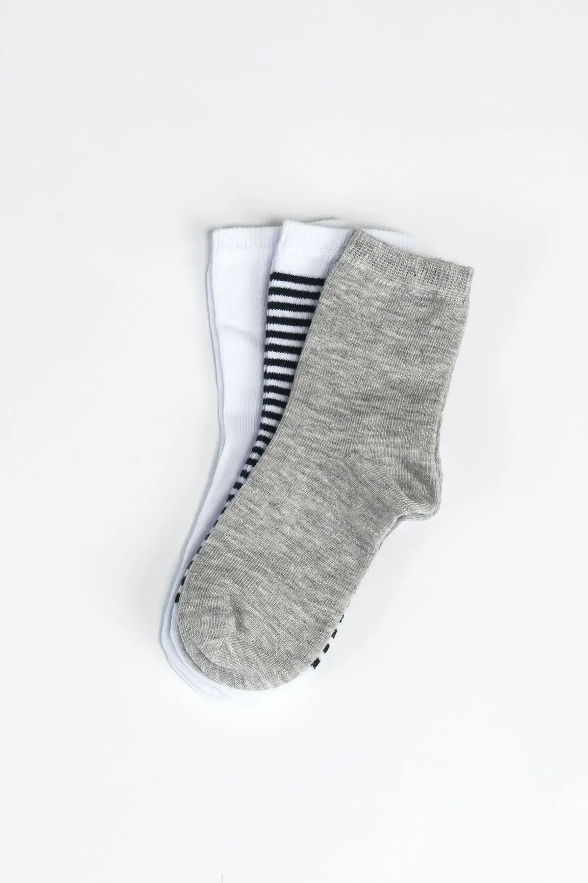 Erkek Çocuk Dikişsiz 3  lü Soket Çorap 3 Yaş - 6 yaş