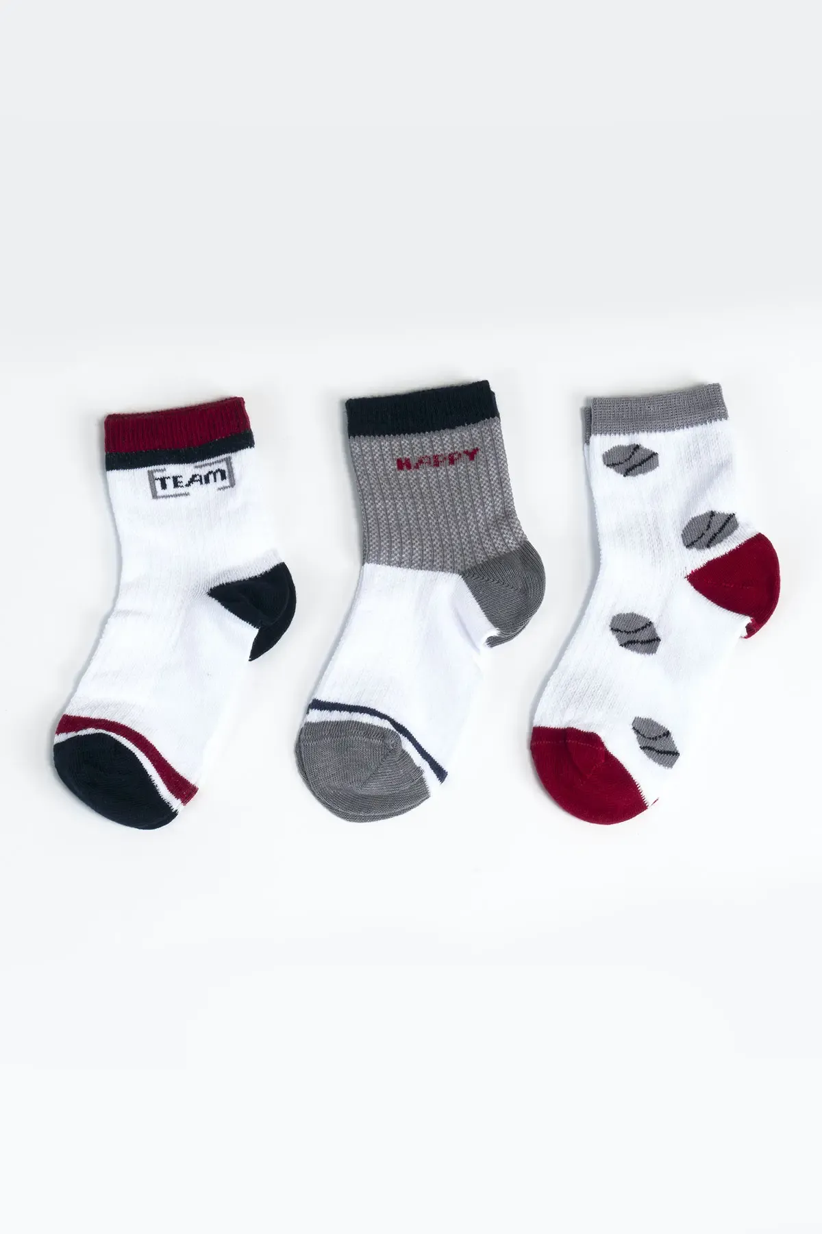 Erkek Çocuk Dikişsiz 3  lü Soket Çorap 3 Yaş - 6 yaş