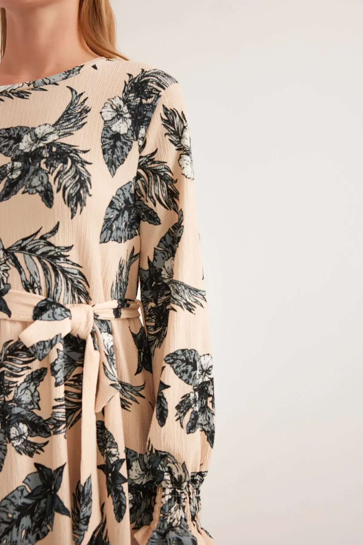 Kadın Antrasit Krem Desenli Örme Tesettür Elbise 1525