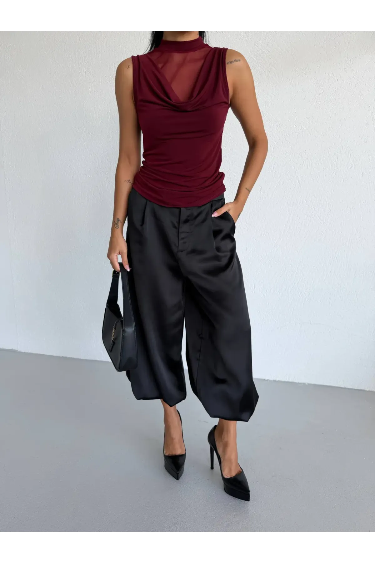 Kadın Bordo Tül Detay Degaje Yaka Yanlardan Drapeli Sandy Bluz HZL26S-FRY123791