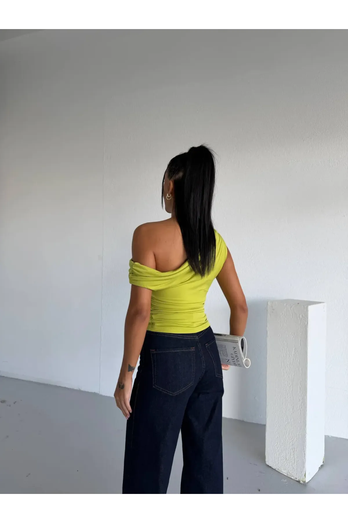 Kadın Fıstık Yeşil Yandan Drapeli Kayık Yaka Sandy Bluz HZL25S-FRY123201