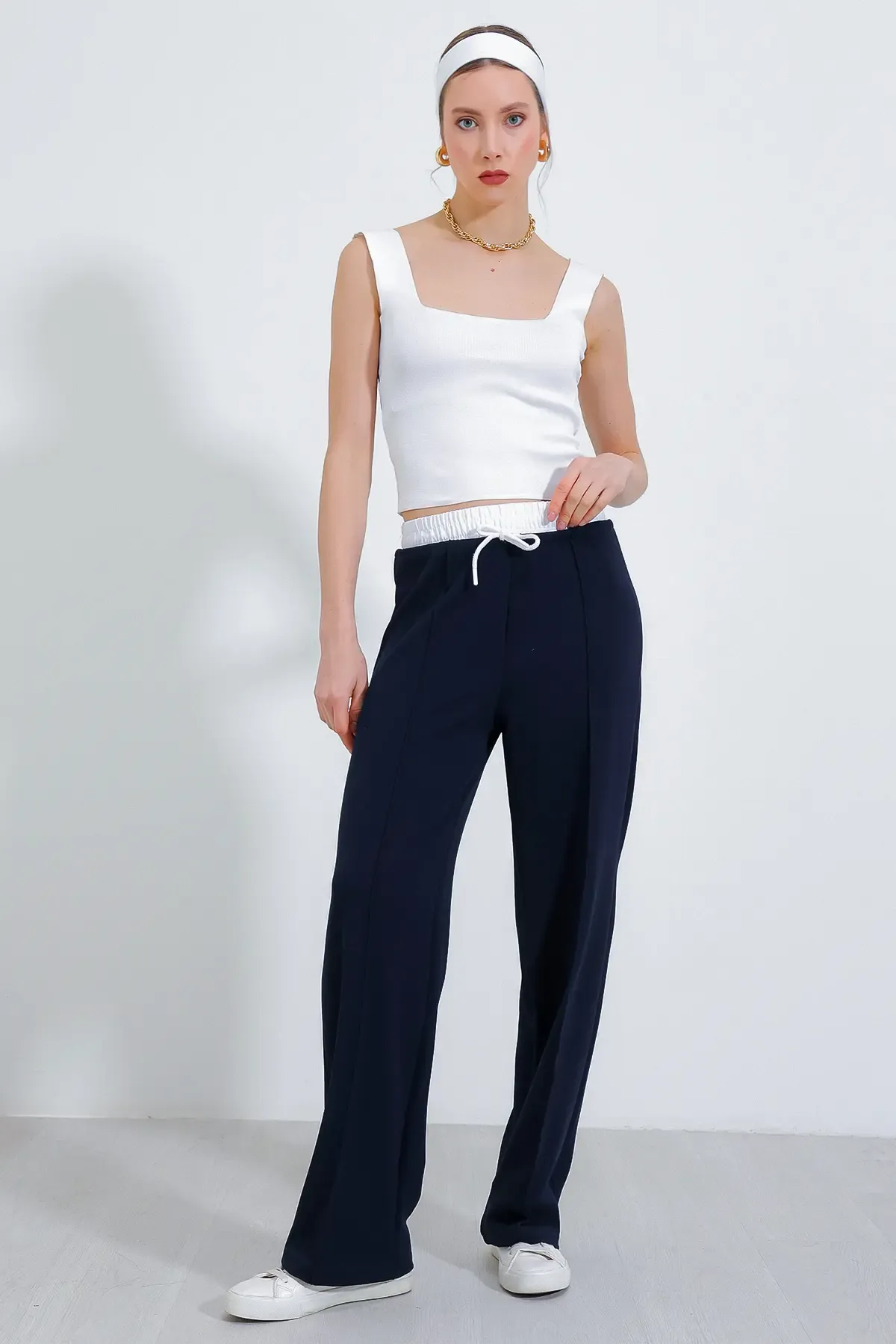 Kadın Lacivert Bol Paça Çımalı Pantolon 6662