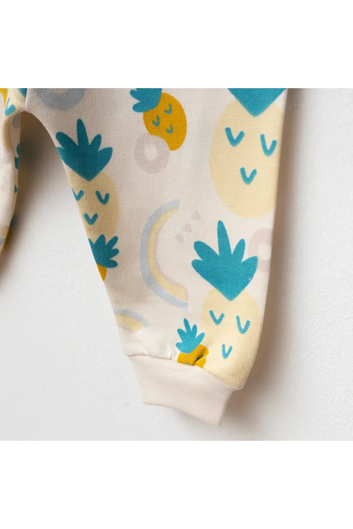 Kız Bebek Ananas Desenli % 100 Pamuk Sweatshirt Pantolon 2  li Alt Üst Bebek Takımı 3 Ay-36 Ay