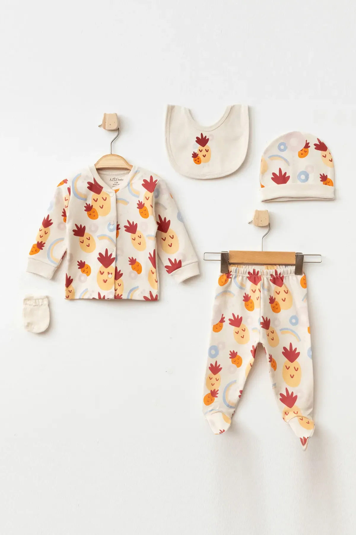 Kız Bebek Ananas Desenli 5  Li Hastane Çıkış Seti 0 Ay - 3 Ay