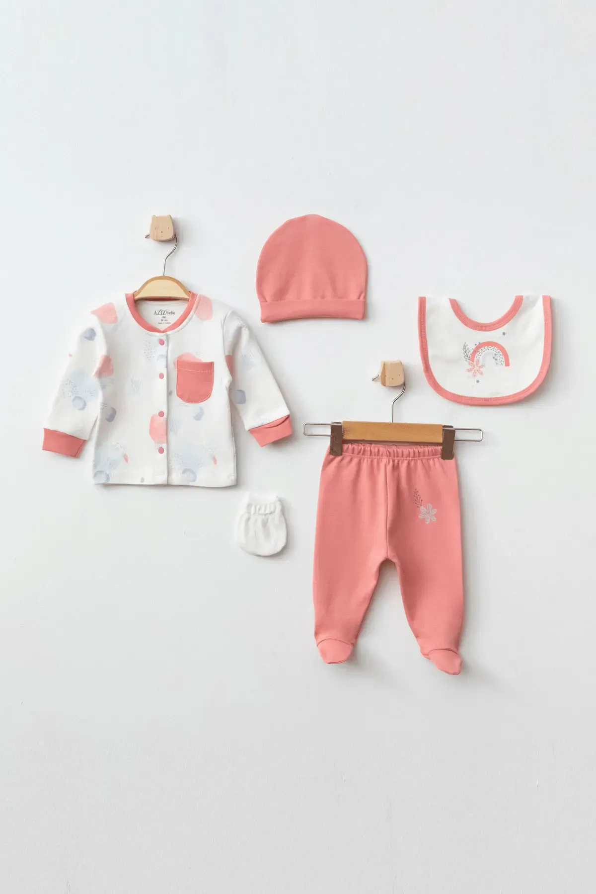 Kız Bebek Çiçek Desenli 5  Li Hastane Çıkış Seti 0 Ay - 3 Ay