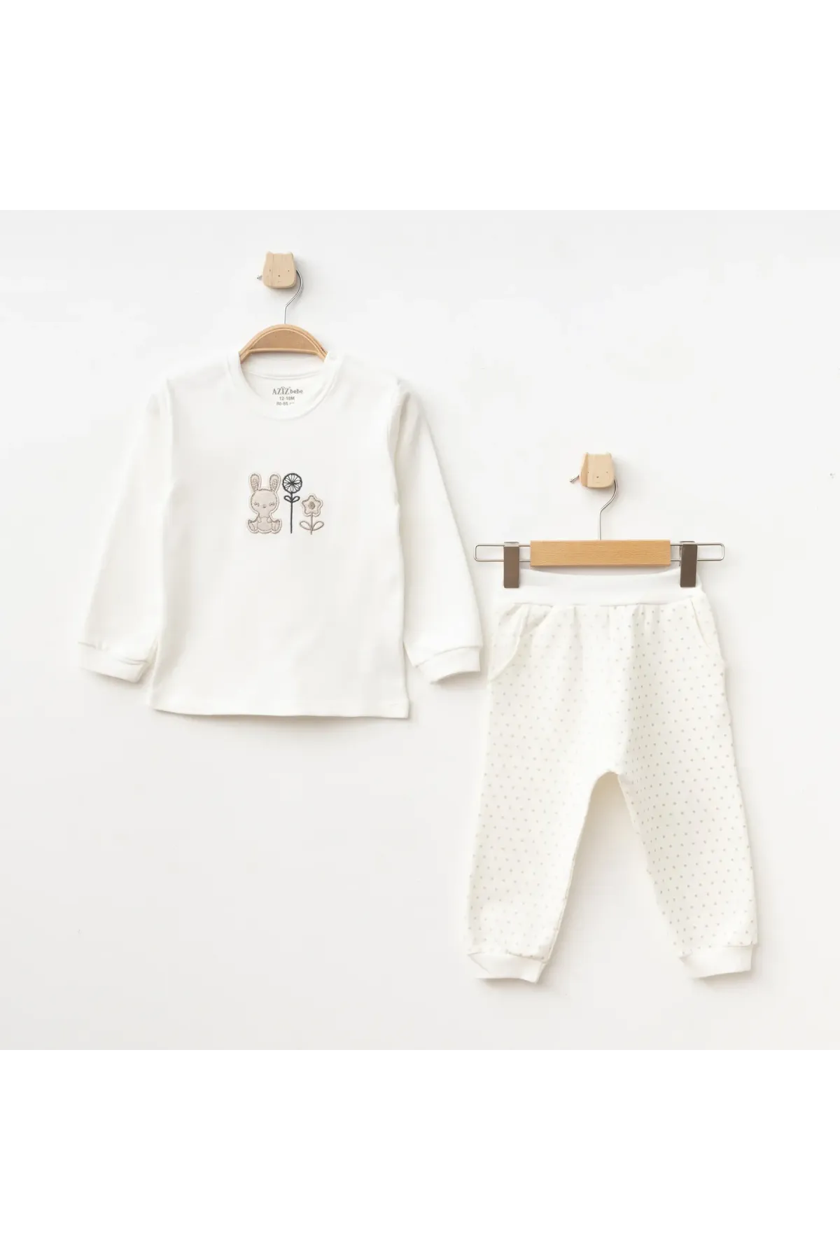 Kız Bebek Tavşan Nakışlı Sweatshirt Pantolon T-shirt 3 lü Alt Üst Bebek Takımı 3 Ay-36 Ay