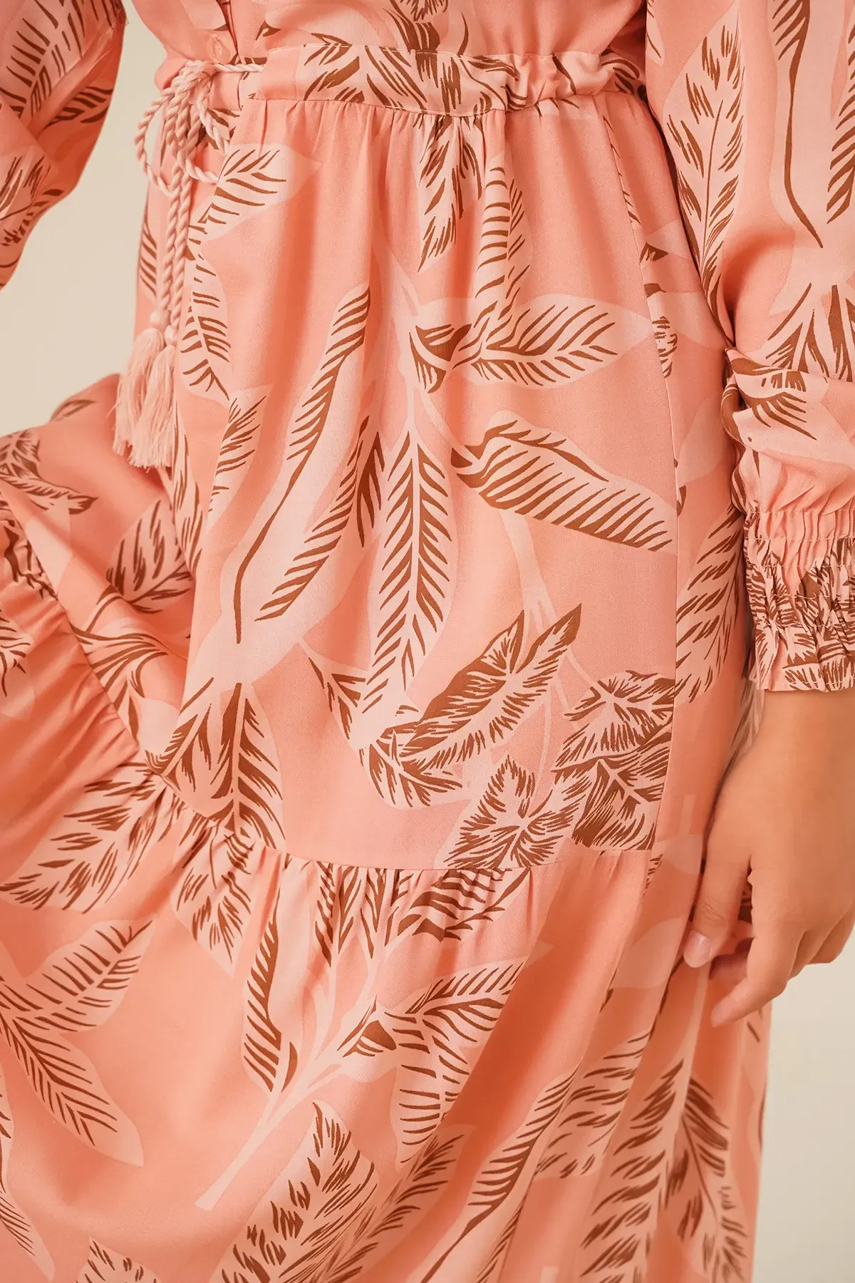 2145 Desenli Tesettür Elbise - Pudra