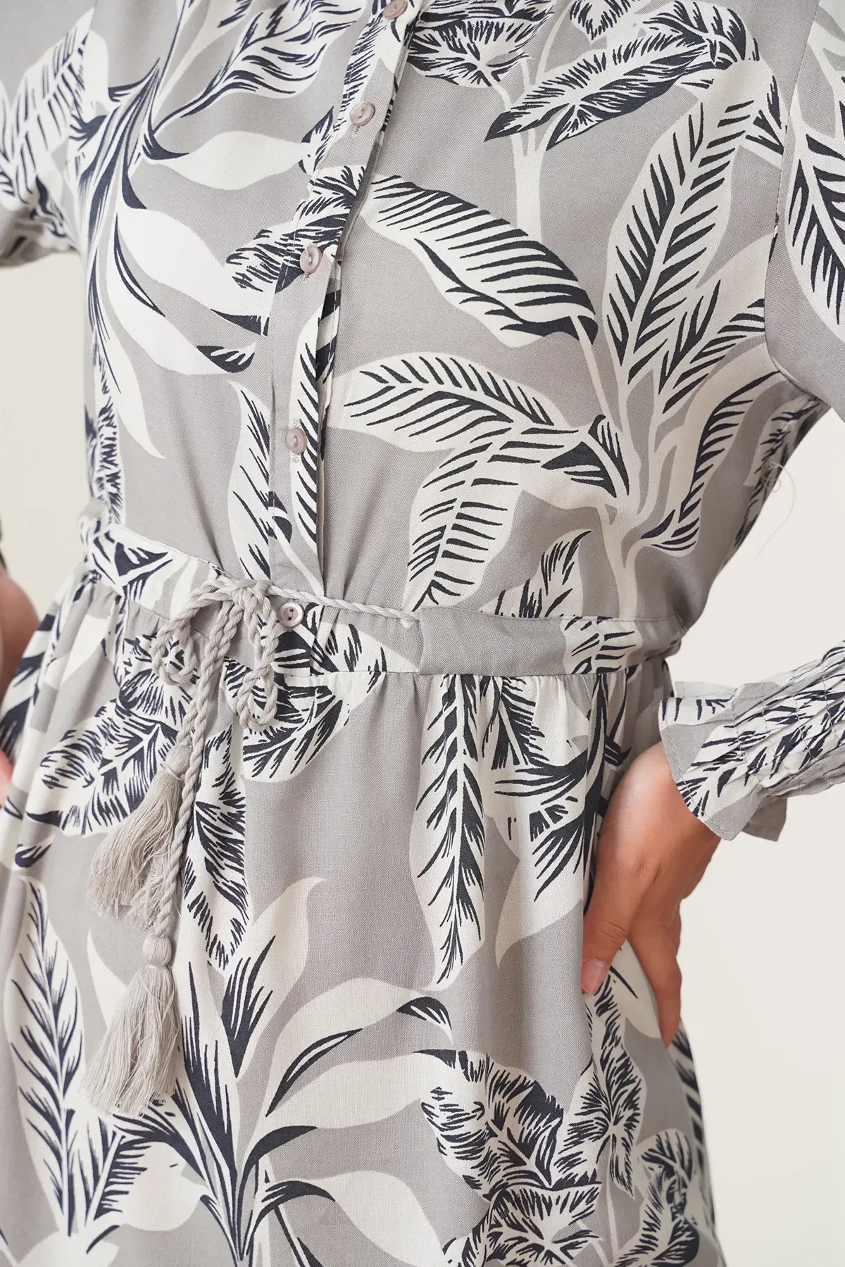 2145 Desenli Tesettür Elbise - Taş