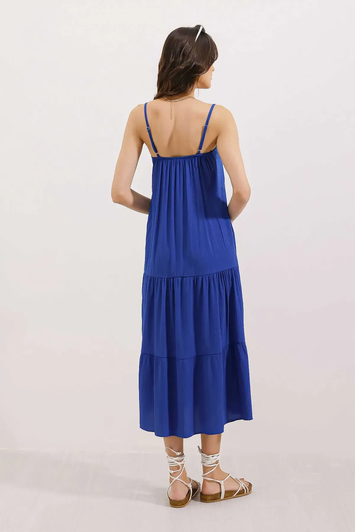 2403 Askılı Midi Elbise - Saks