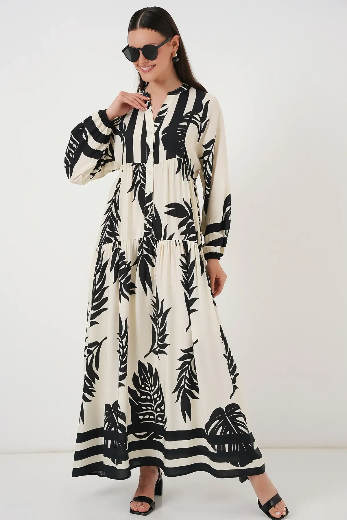 2423 Otantik Desenli Tesettür Elbise - A.Beyaz