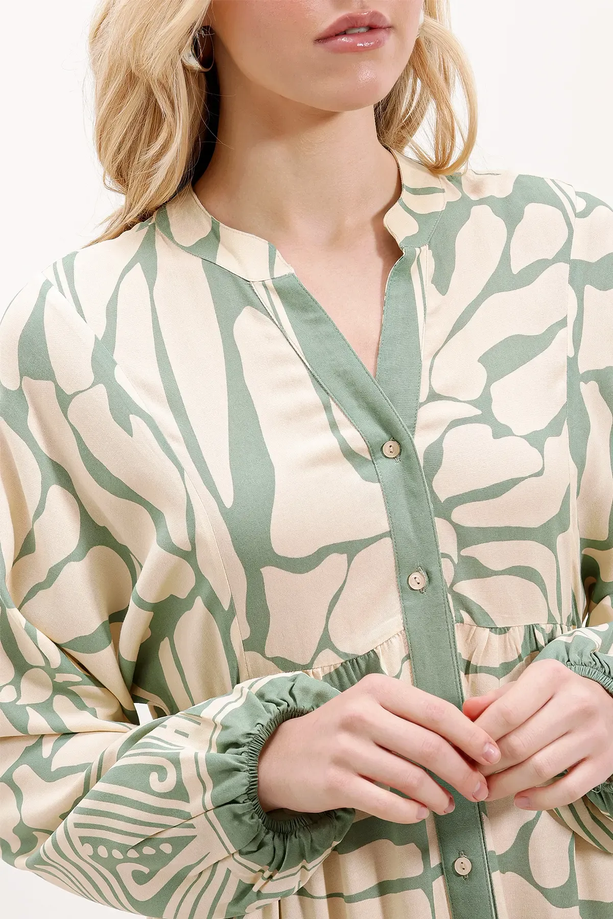 2423 Otantik Desenli Tesettür Elbise - A.Yeşil