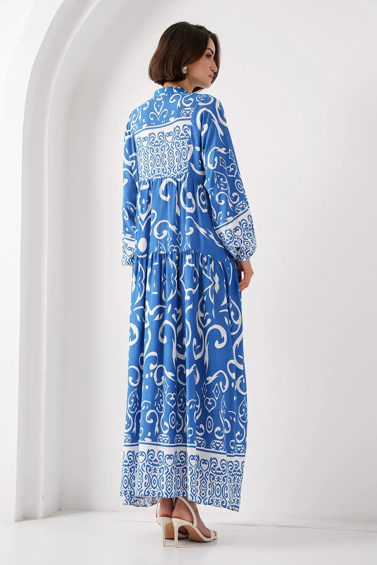 2423 Otantik Desenli Tesettür Elbise - B. İndigo