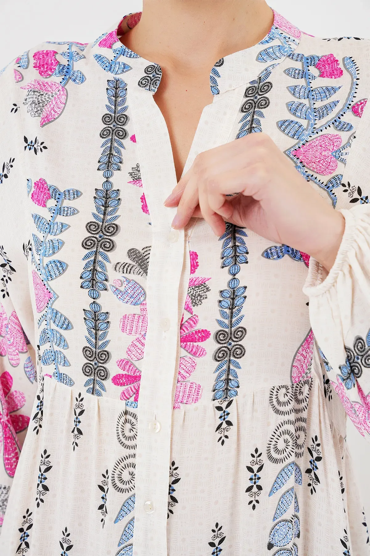 2423 Otantik Desenli Tesettür Elbise - C. Pembe