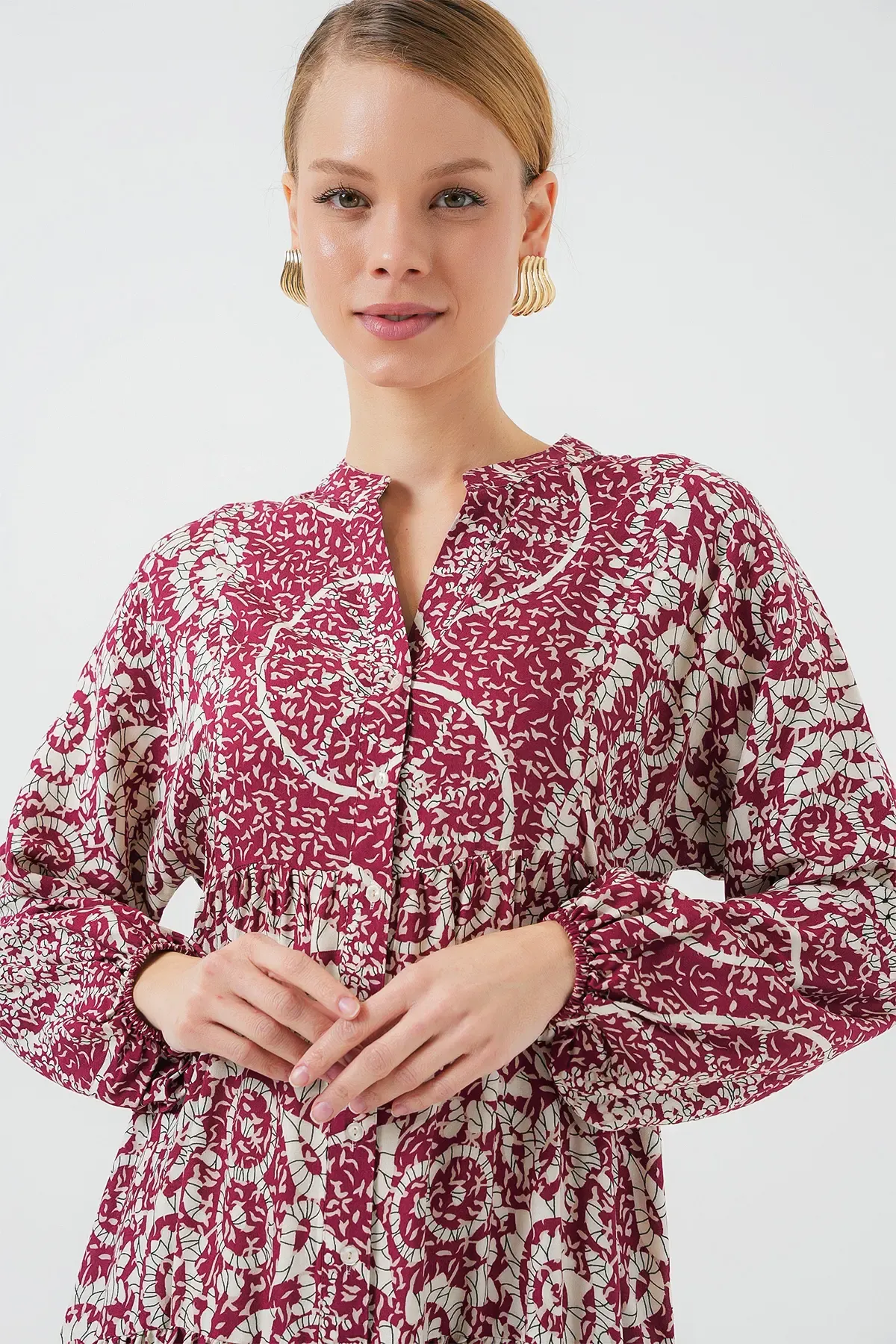 2423 Otantik Desenli Tesettür Elbise - E. Fuşya