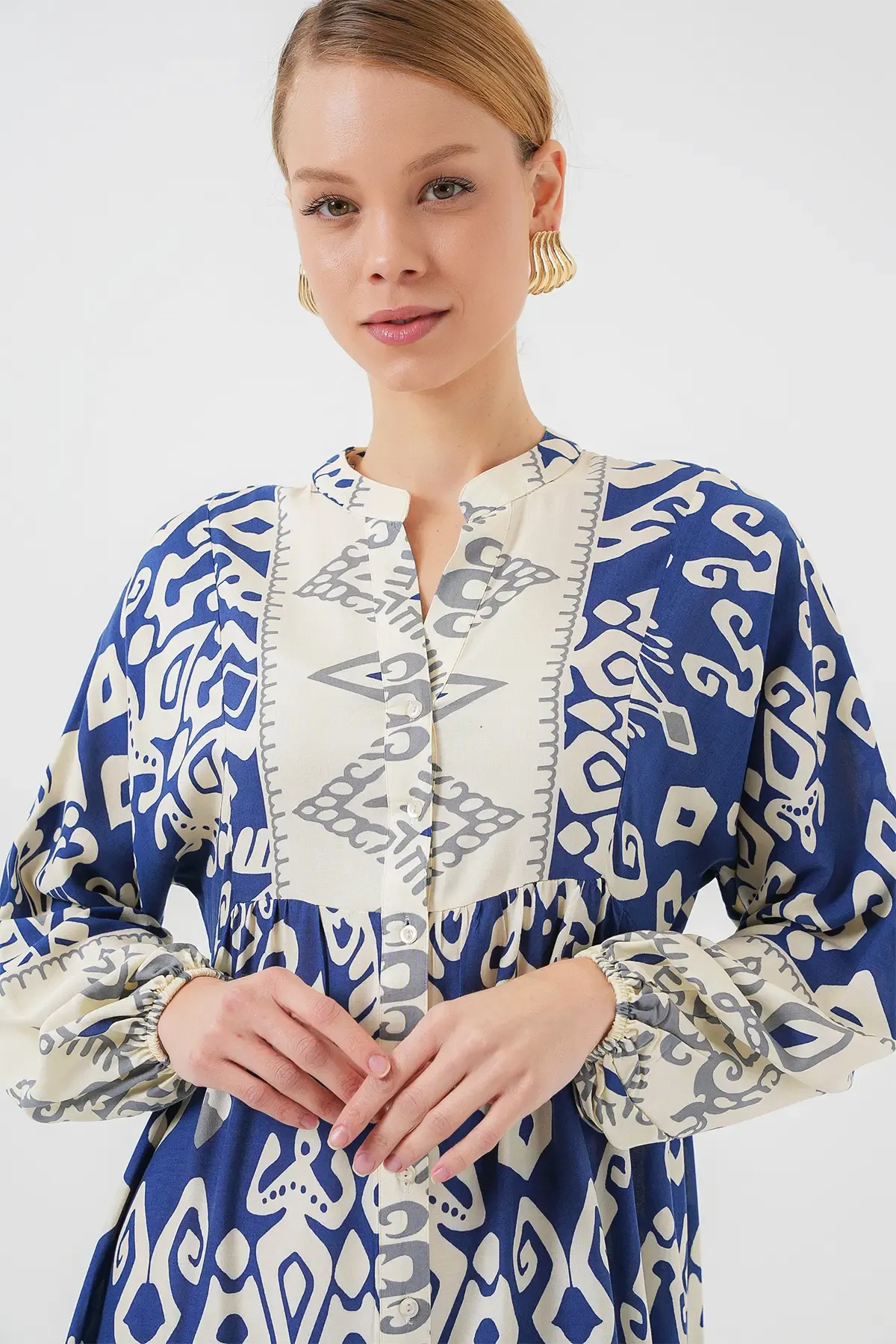 2423 Otantik Desenli Tesettür Elbise - İndigo 1