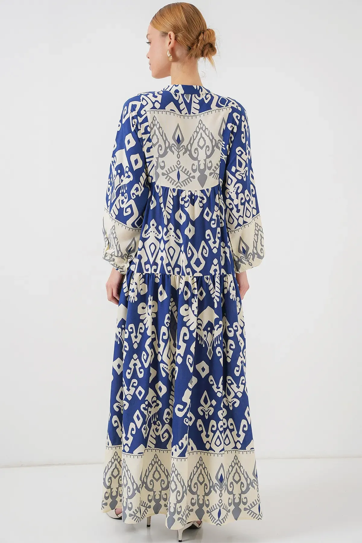2423 Otantik Desenli Tesettür Elbise - İndigo 1