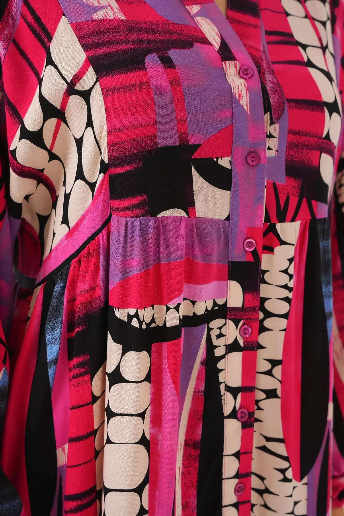 2423 Otantik Desenli Tesettür Elbise - Siyah - Mor