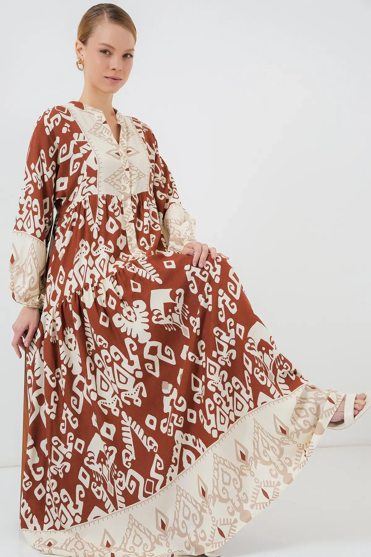 2423 Otantik Desenli Tesettür Elbise - Y.Kiremit