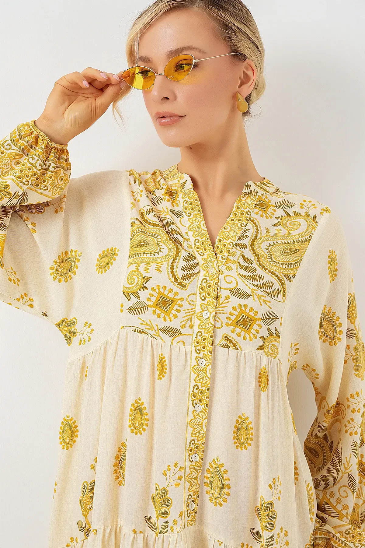 2423 Otantik Desenli Tesettür Elbise - Y.Sarı