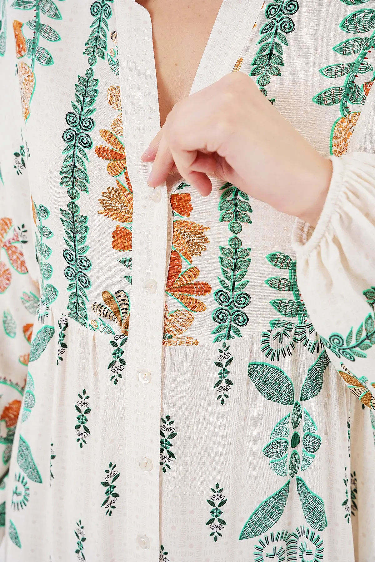 2423 Otantik Desenli Tesettür Elbise - Yeşil 10