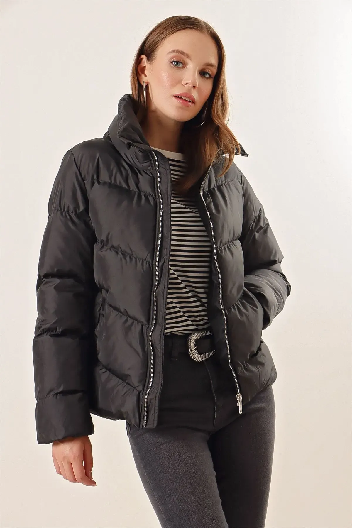 5205 Dik Yaka Fermuarlı Şişme Mont - Siyah