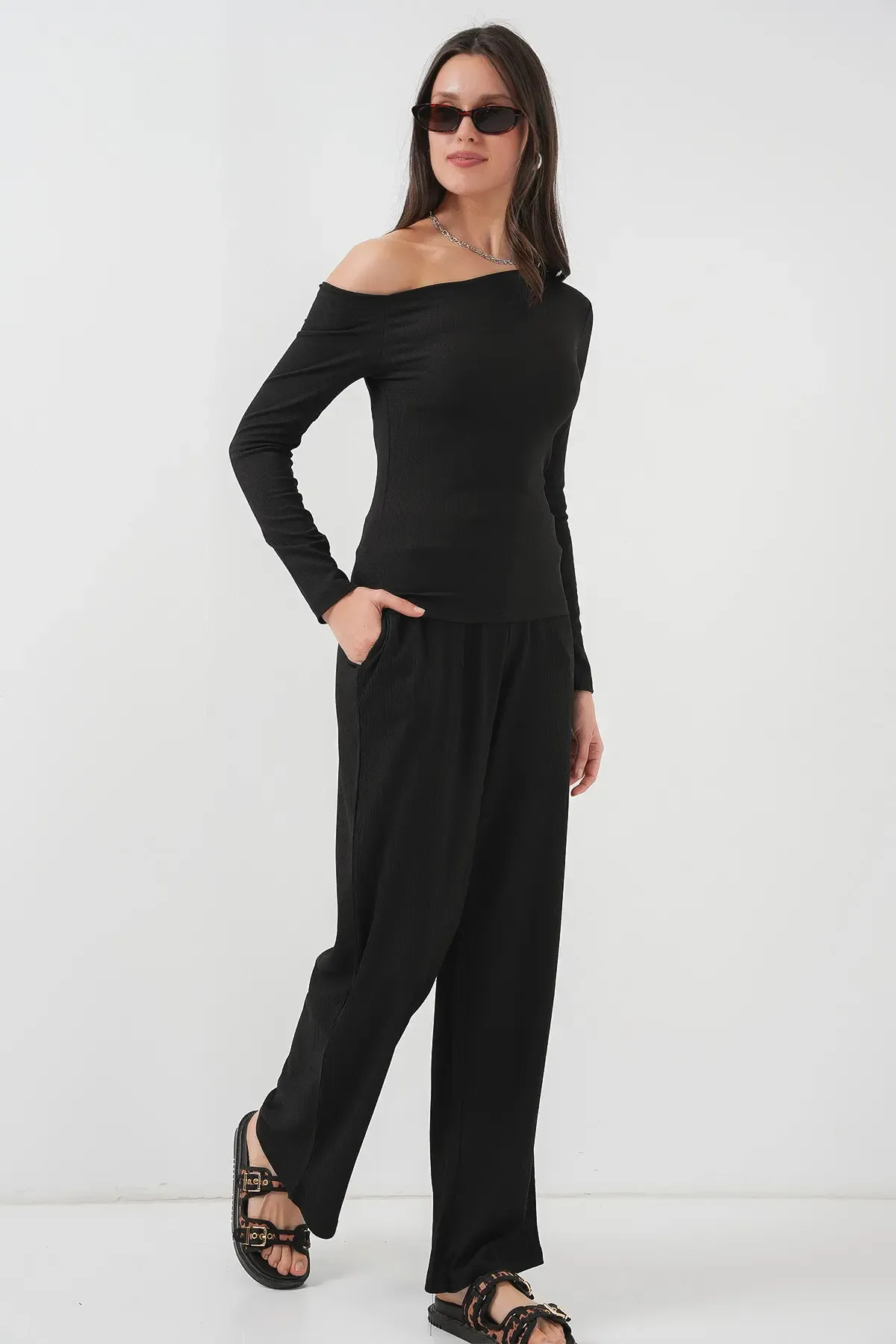 6708 Düşük Omuz Alt Üst Takım - Siyah