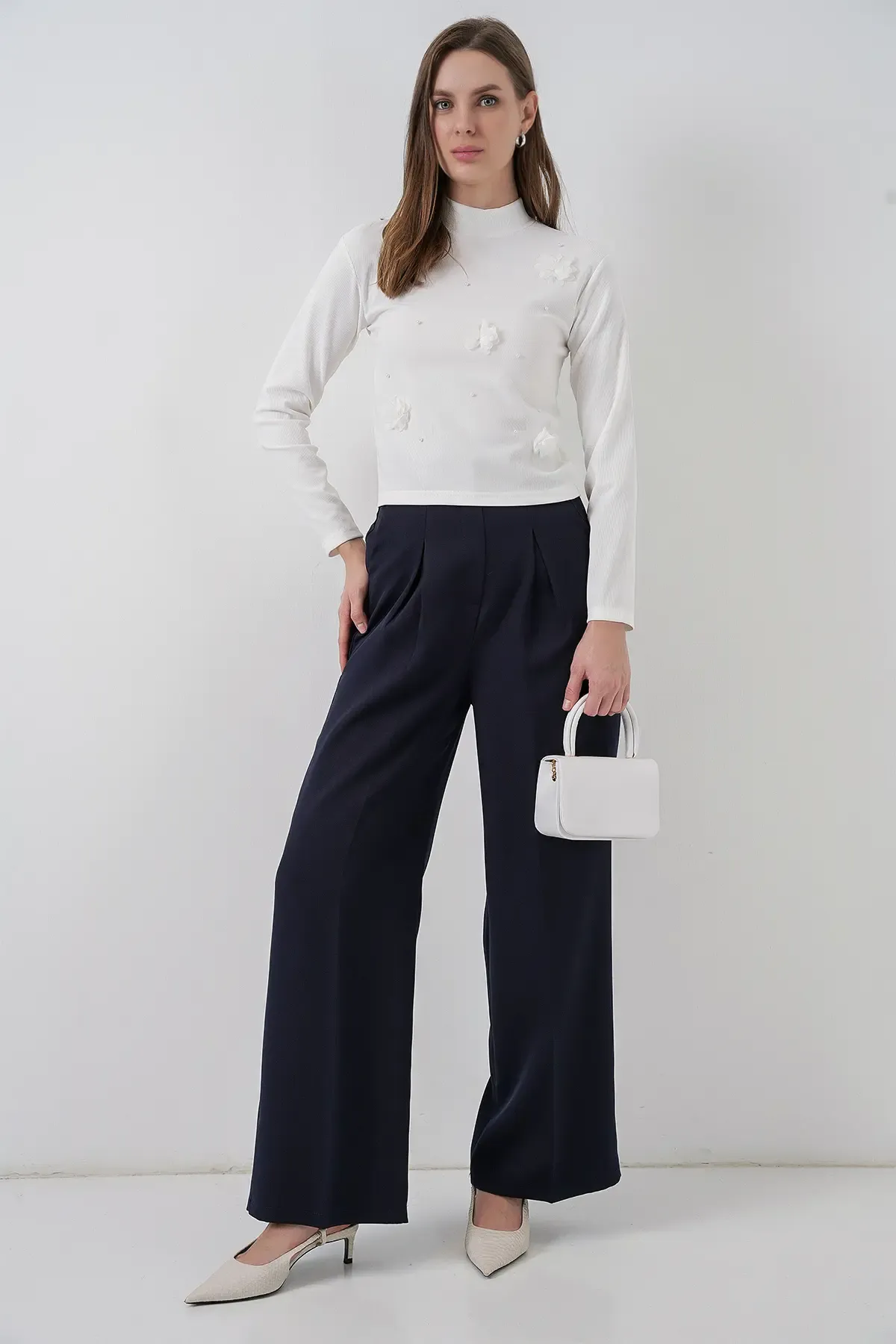 Kadın Çiçekli Örme Bluz 978 - Beyaz