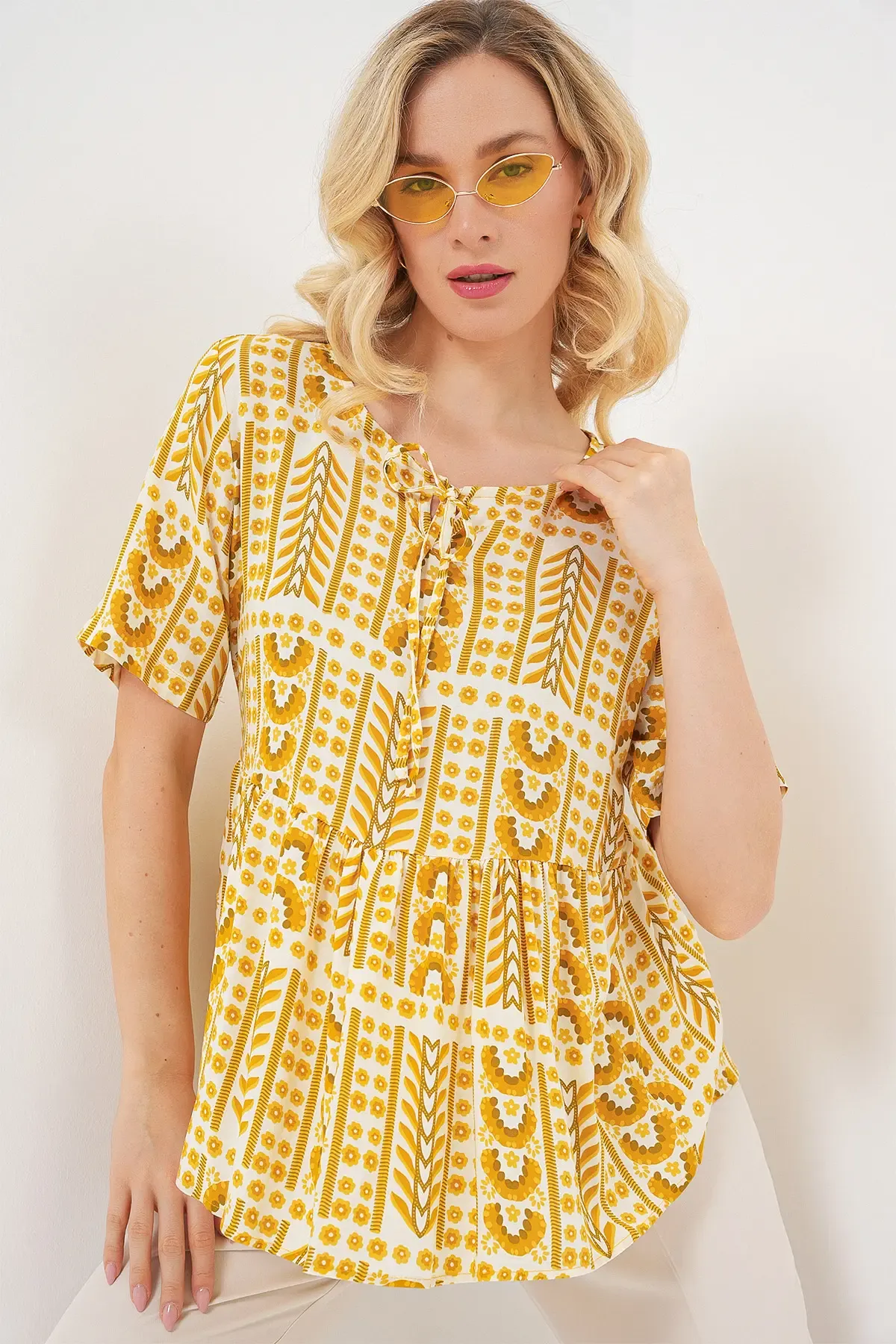 Kadın Desenli Kısa Kol Bluz 969 - Sarı