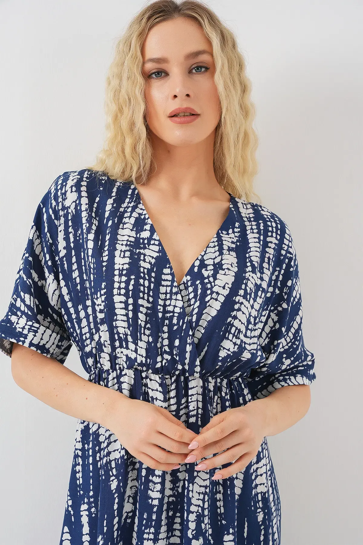 Kadın Desenli Kısa Kol Elbise 2569 - Lacivert