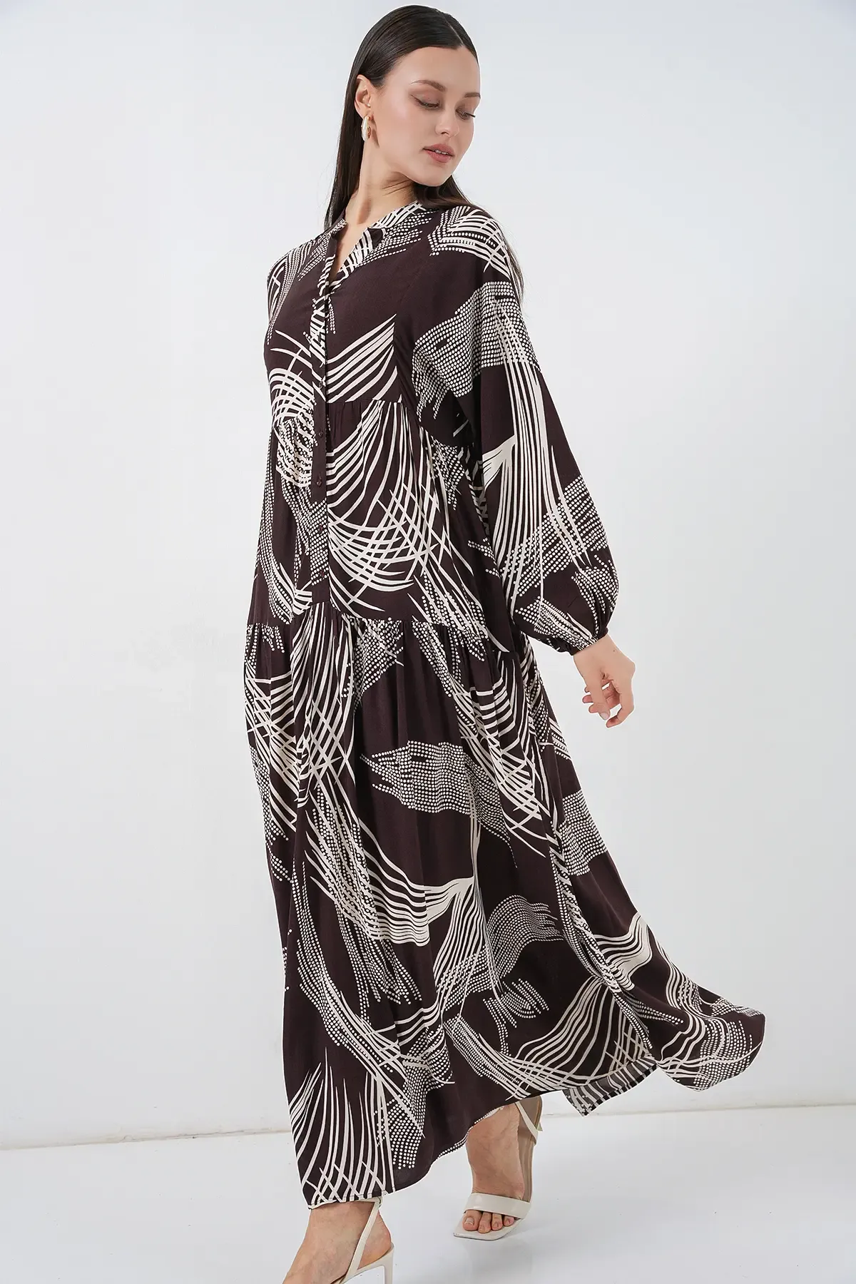 Kadın Desenli Uzun Tesettür Elbise 2585 - B.Kahverengi