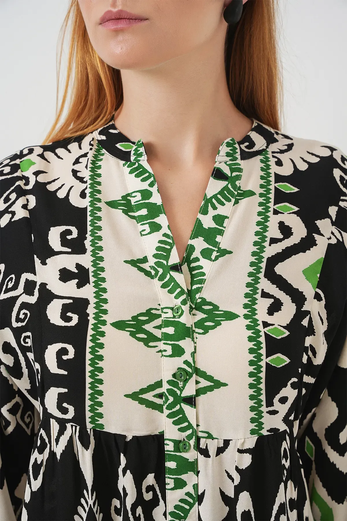 Kadın Desenli Uzun Tesettür Elbise 2585 - Siyah - Yeşil