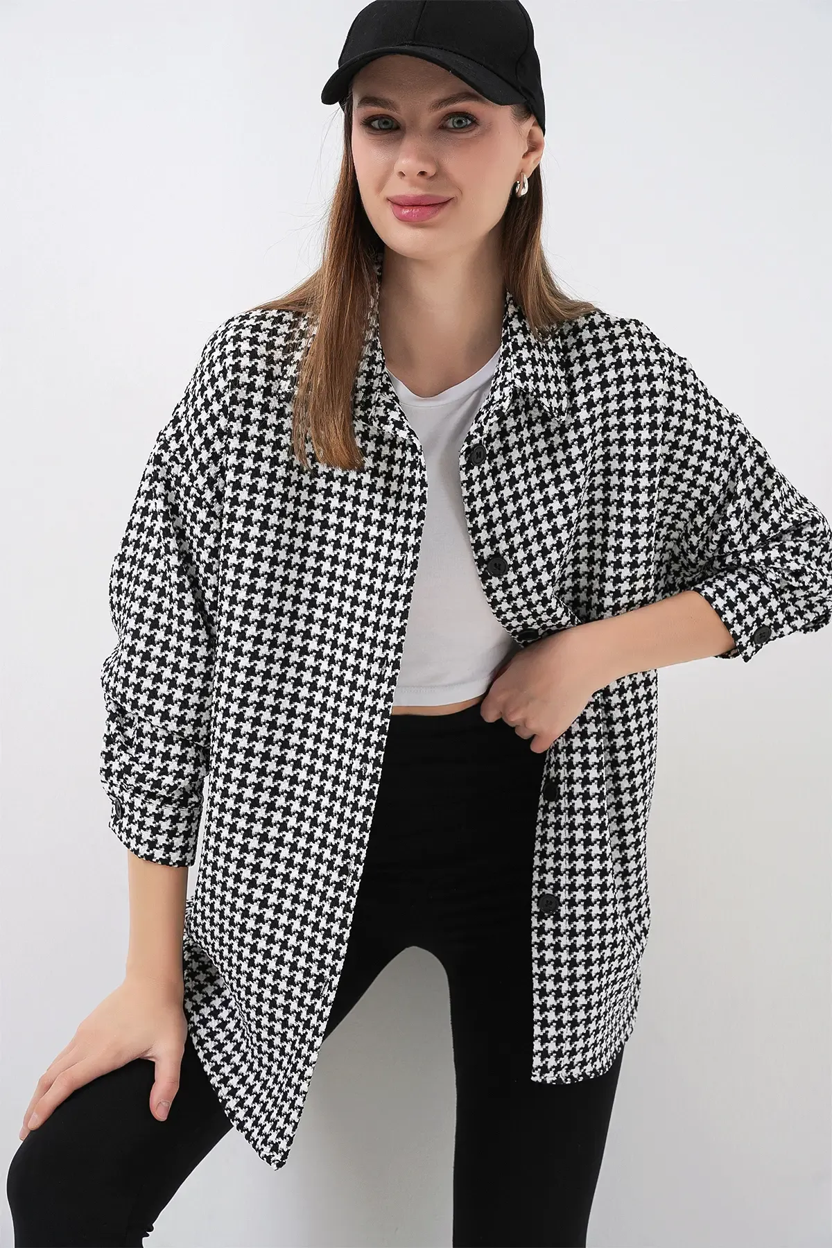 Kadın Kazayağı Desen Oversize Gömlek 3854 - Siyah - Beyaz