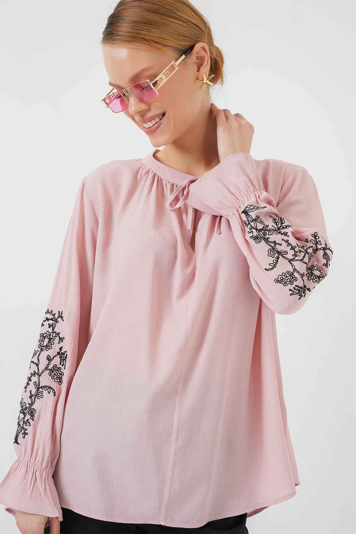 Kadın Nakışlı Örme Bluz 941 - Pudra