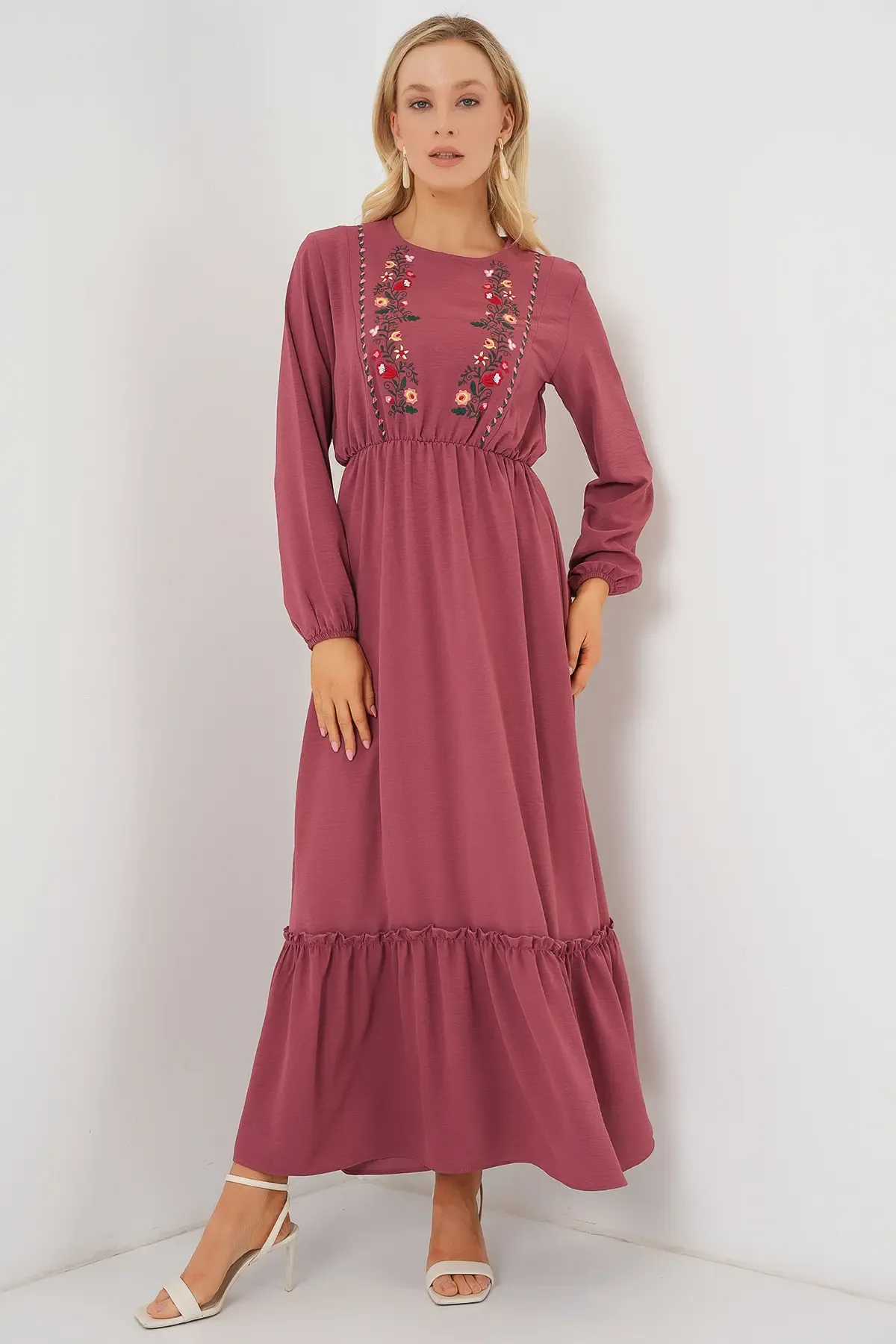 Kadın Nakışlı Uzun Tesettür Elbise 2550 - Gül Kurusu