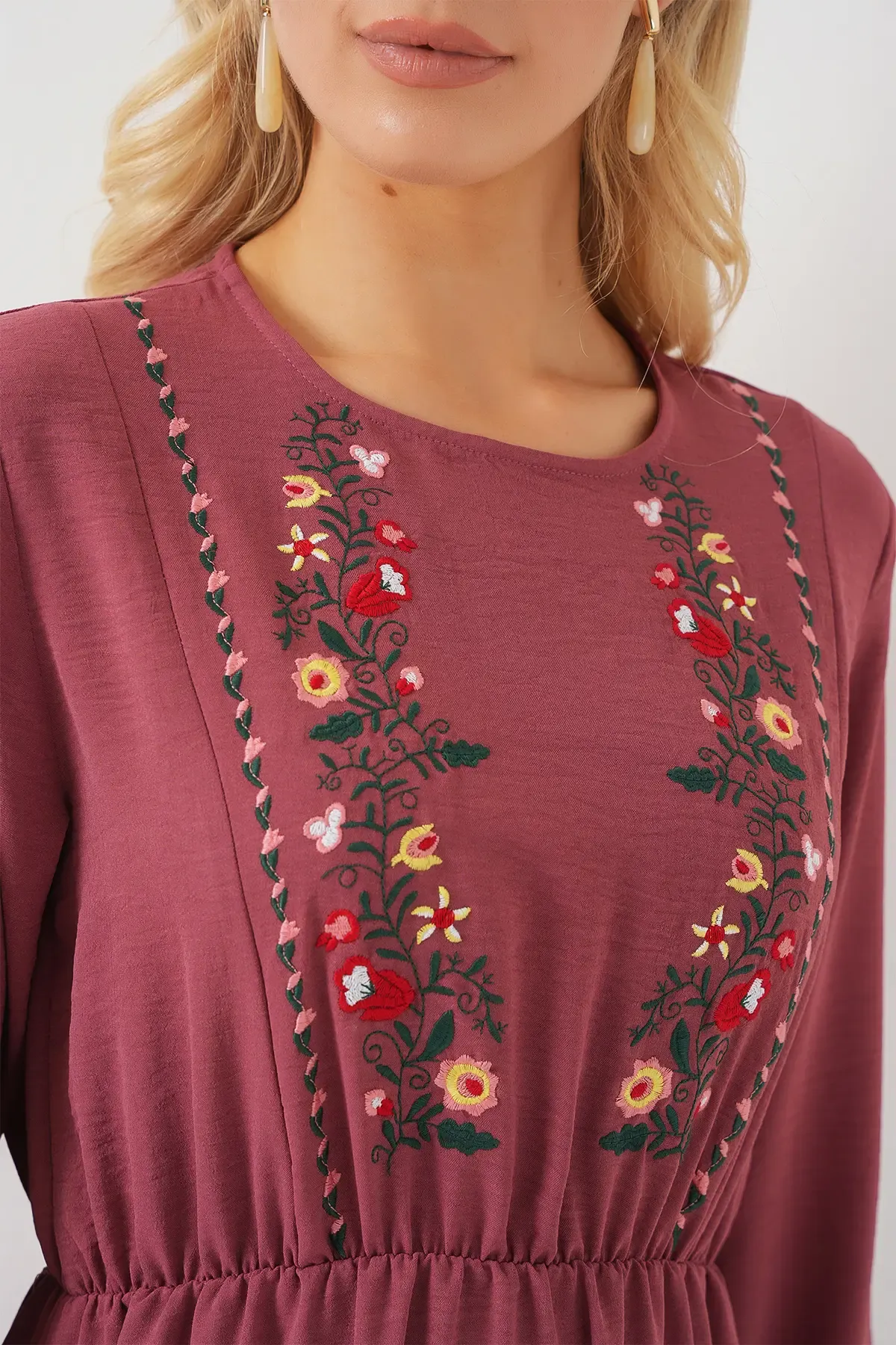 Kadın Nakışlı Uzun Tesettür Elbise 2550 - Gül Kurusu