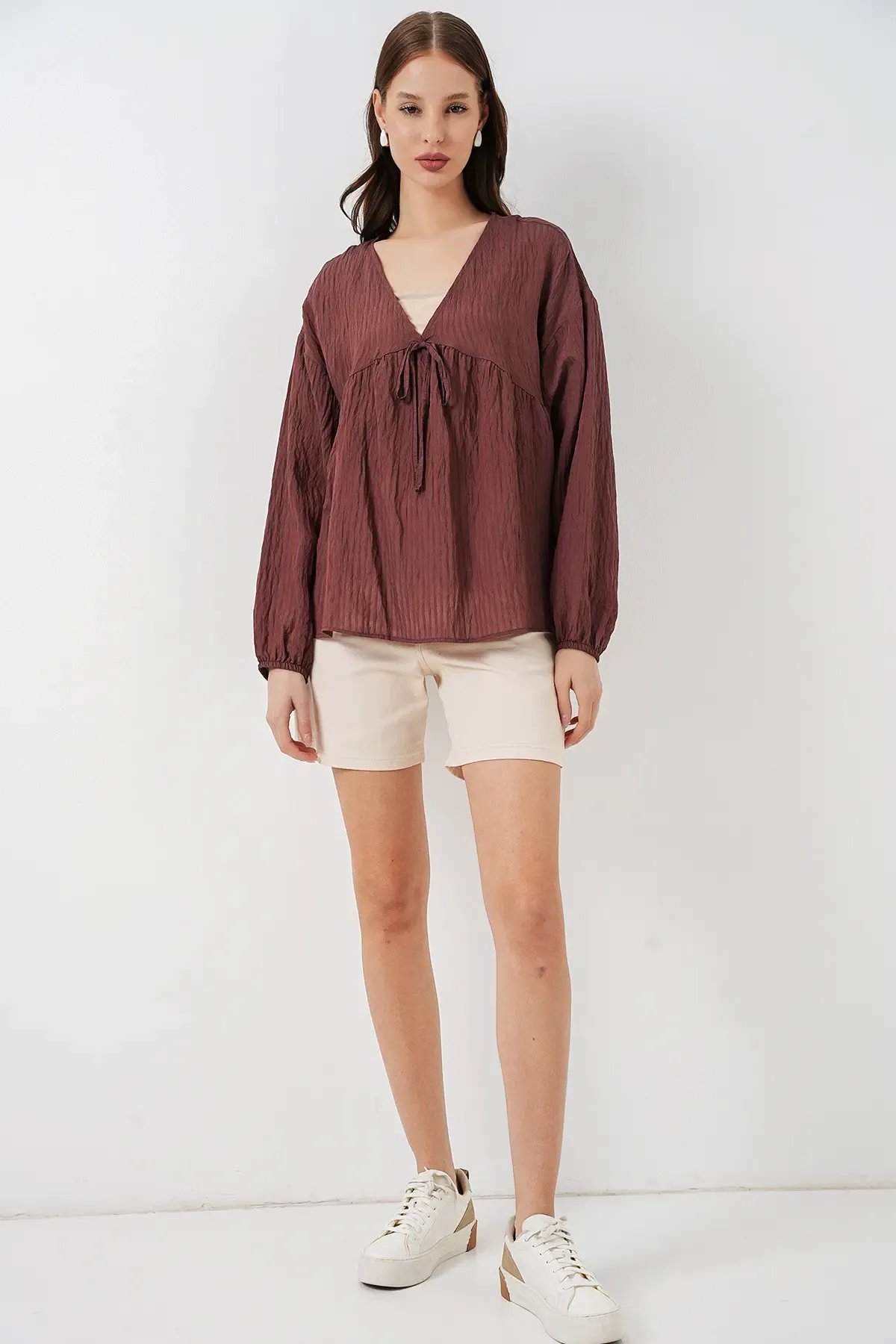 Kadın Önü Bağcıklı Uzun Kol Bluz 946 - Kahverengi