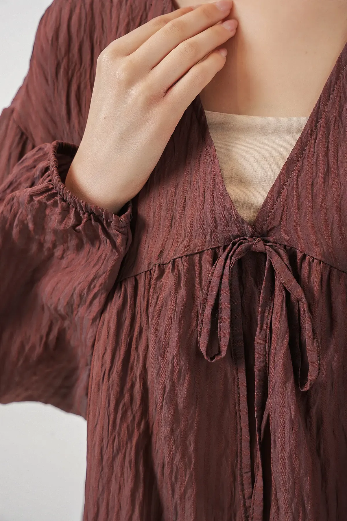 Kadın Önü Bağcıklı Uzun Kol Bluz 946 - Kahverengi