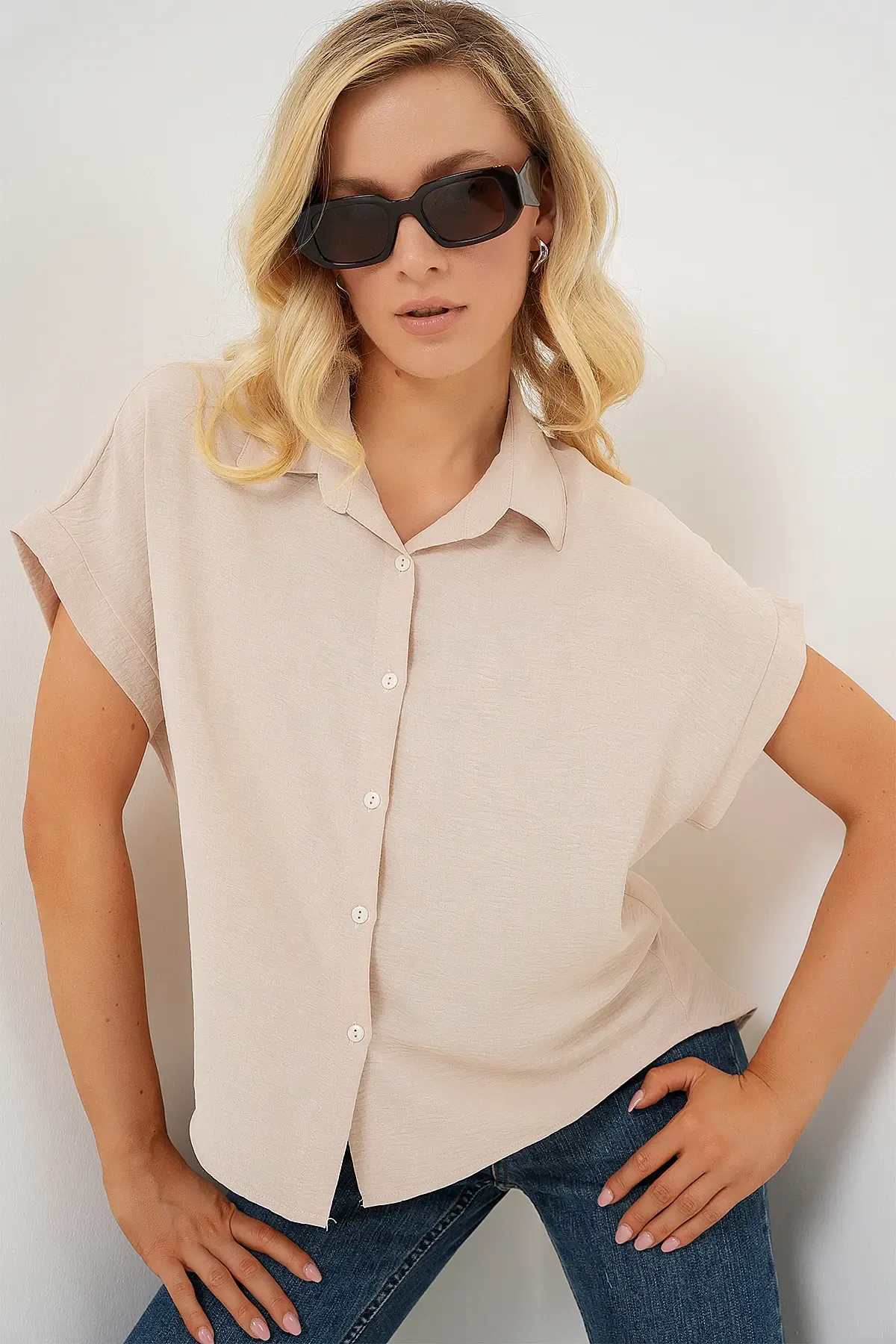 Kadın Oversize Kısa Kol Gömlek 20322 - Krem