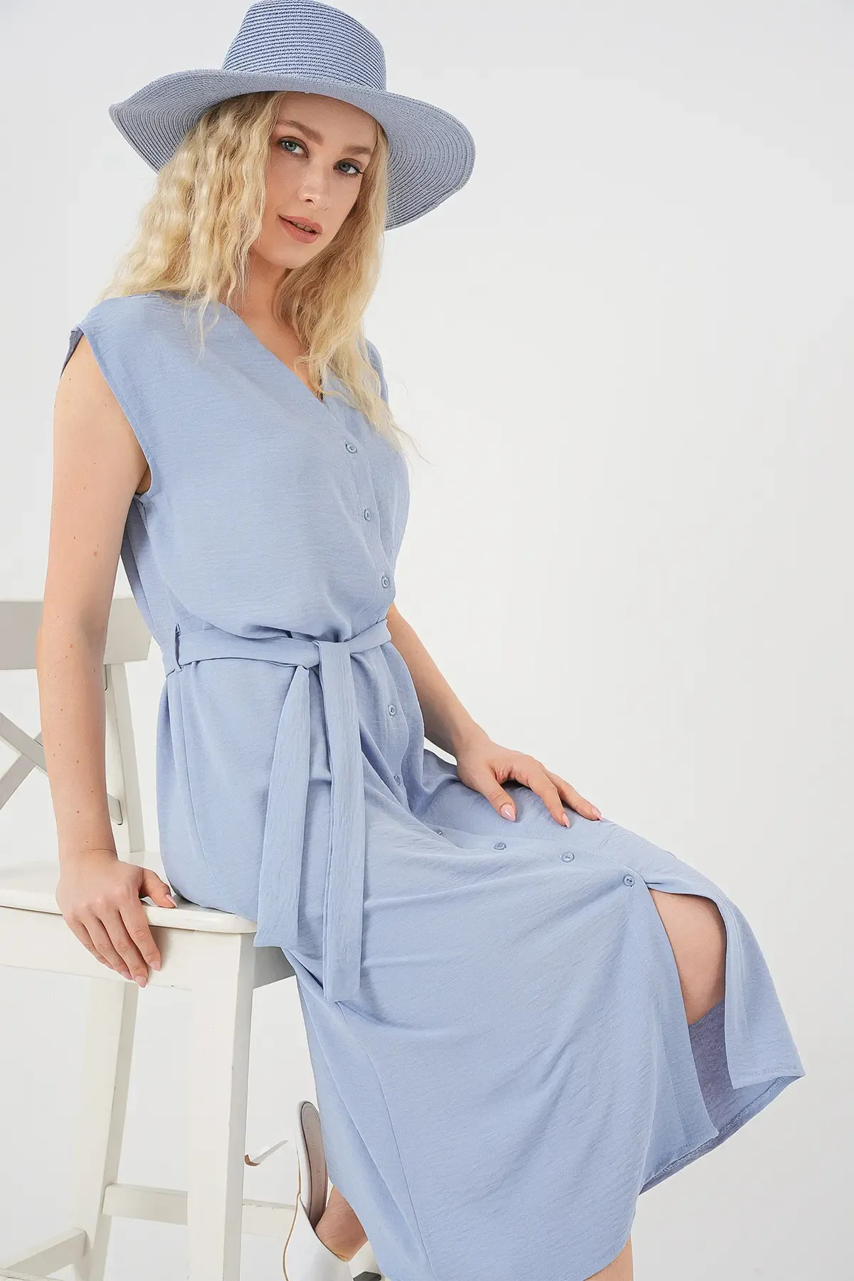 Kadın Sıfır Kol Kuşaklı Ayrobin Elbise 2568 - Mavi