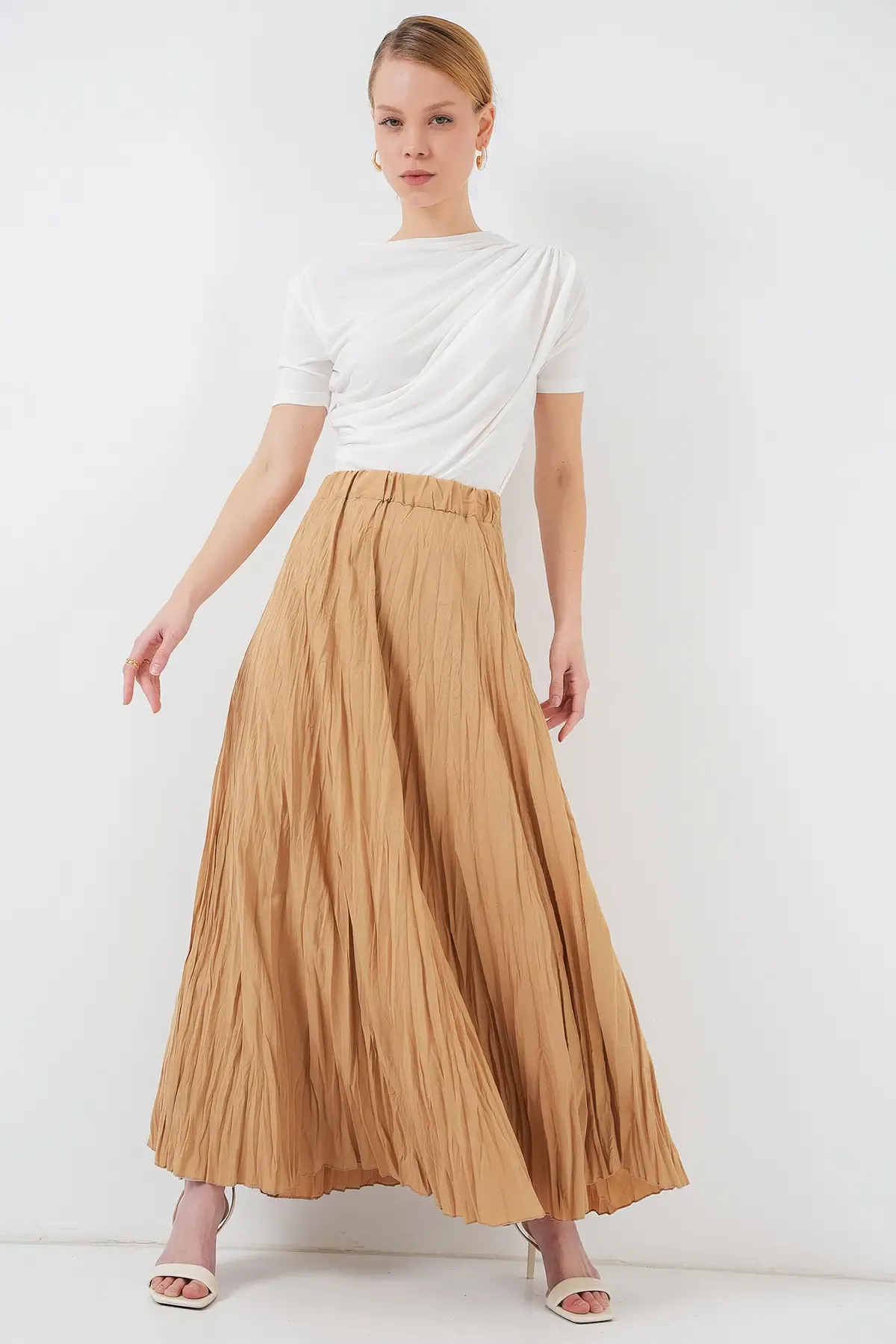 Kadın Uzun Kırışık Etek 8042 - Bisküvi